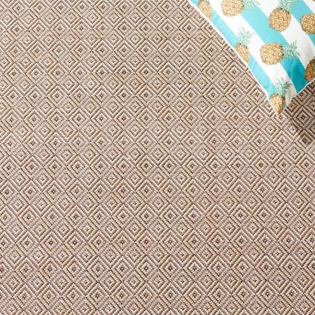 Safavieh 6 ft. 5 in. x 6 ft. 5 in. Hampton Collection Round Power Loomed Rug, Brown HTN230T-7R